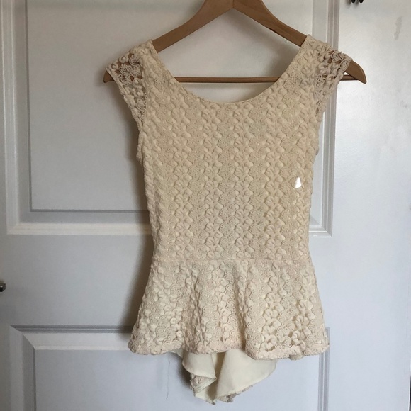NTW Kirra Lace Peplum Tank Top with Open Back - Picture 6 of 10